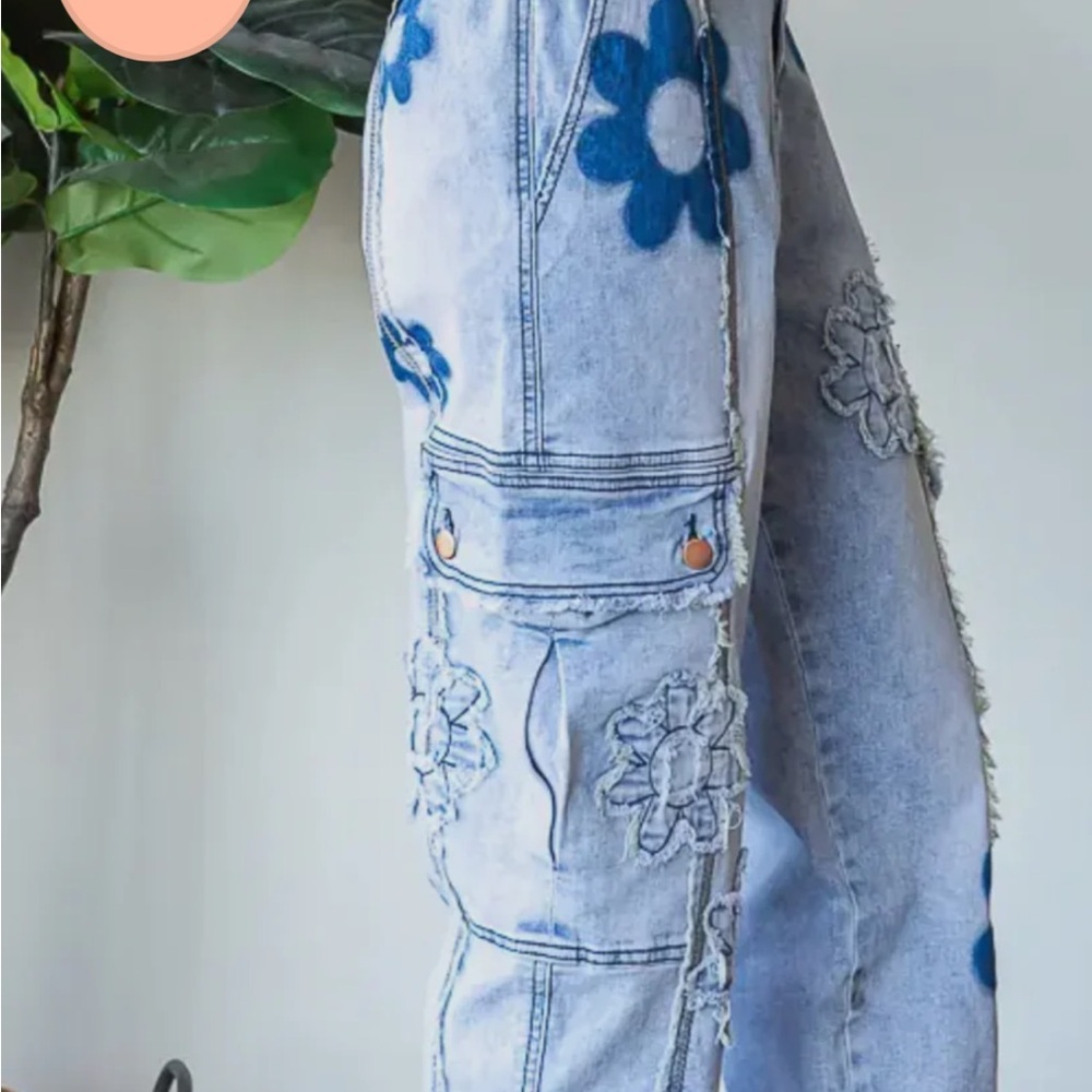 Oli & Hali Light Blue Floral Embroidered Straight-Leg Jeans